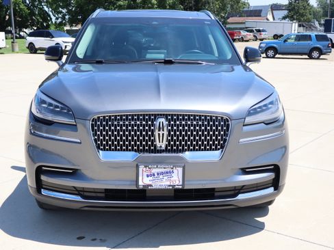 Used 2023 Lincoln Aviator Reserve image 3