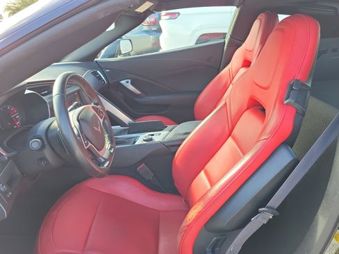 Used 2016 Chevrolet Corvette Stingray Coupe RWD image 19