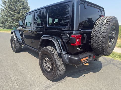 Used 2023 Jeep Wrangler Unlimited Rubicon 392 w/ Xtreme Recon 35" Tire Package image 10