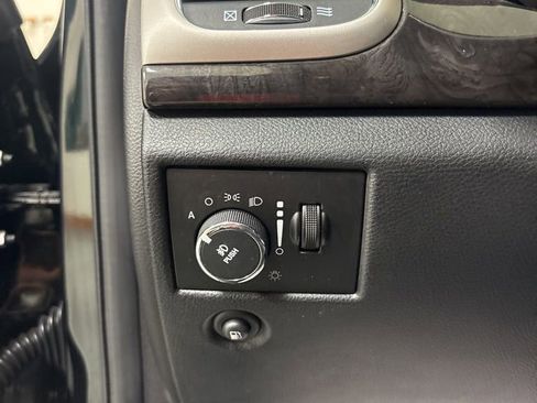 Used 2012 Jeep Grand Cherokee Laredo AWD/4WD image 11