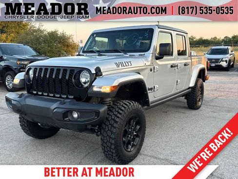 Used 2023 Jeep Gladiator Sport AWD/4WD image 1