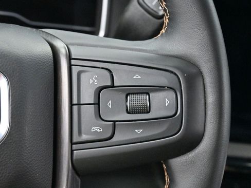 Used 2024 GMC Sierra 2500 AT4 w/ AT4 Premium Plus Package AWD/4WD image 19