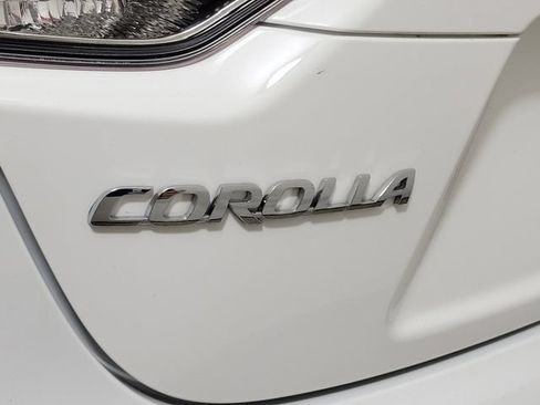 Used 2024 Toyota Corolla LE FWD image 9