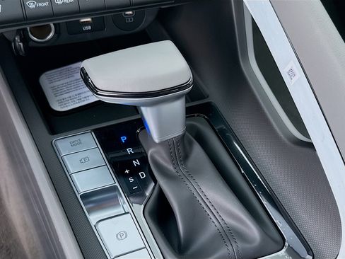 New 2026 Hyundai Elantra SEL Sport image 13