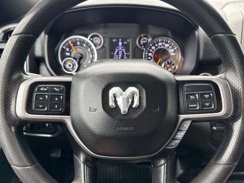 Used 2022 RAM 2500 Tradesman w/ Chrome Appearance Group image 22