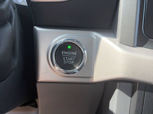 Used 2022 Ford F150 XLT w/ Equipment Group 302A High RWD image 29