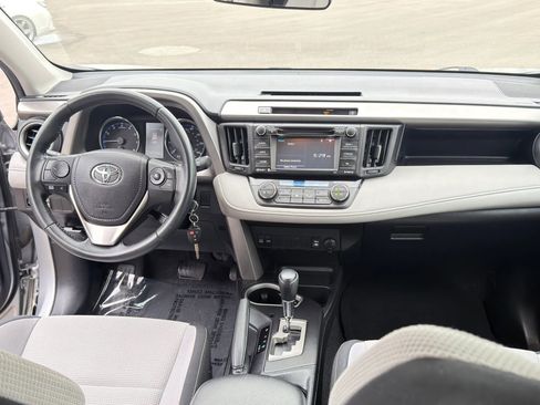 Used 2016 Toyota RAV4 XLE image 14
