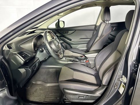 Used 2022 Subaru Crosstrek 2.0i Premium w/ Moonroof Package image 11