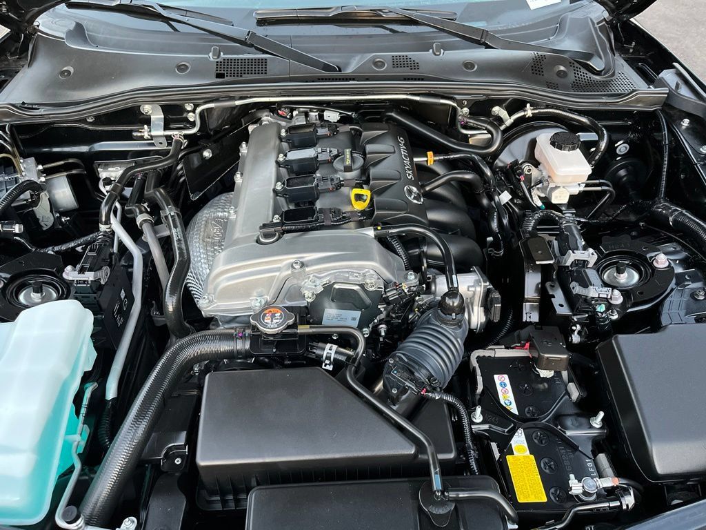 Used 2026 MAZDA MX-5 Miata RF Grand Touring RWD image 13