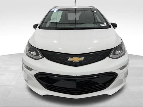 Used 2017 Chevrolet Bolt Premier w/ Driver Confidence II Package FWD image 6