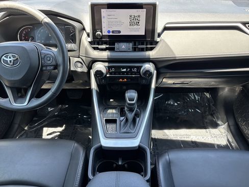 Used 2023 Toyota RAV4 XLE Premium FWD image 15