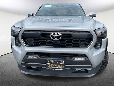 New 2025 Toyota Tacoma TRD Off-Road image 3