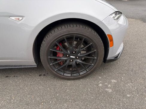 Used 2024 MAZDA MX-5 Miata RF Club image 25