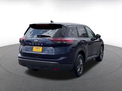 Used 2026 Nissan Rogue SV AWD/4WD image 14