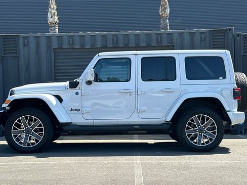 Used 2024 Jeep Wrangler High Altitude AWD/4WD image 2