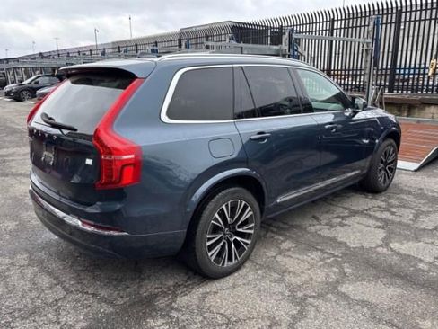 Used 2023 Volvo XC90 T8 Core AWD/4WD image 4