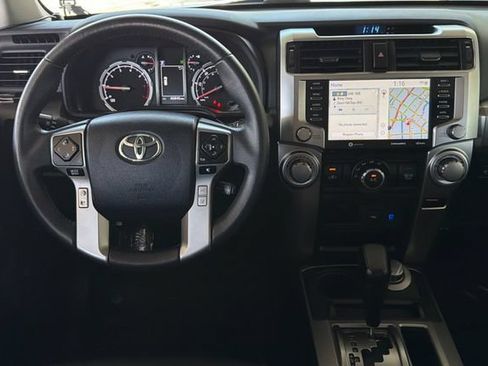 Used 2022 Toyota 4Runner TRD Sport w/ Technology Package AWD/4WD image 17