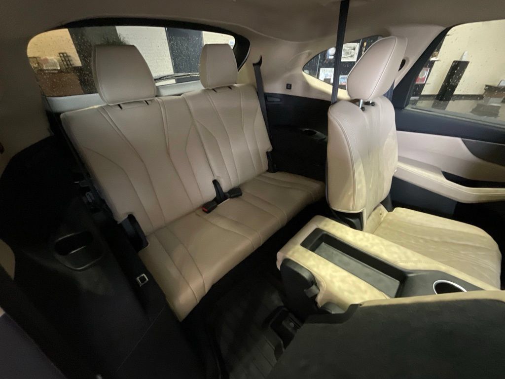 Certified 2026 Acura MDX w/ Advance Package AWD/4WD image 22