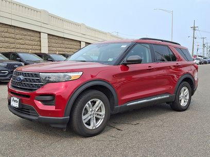Certified 2022 Ford Explorer XLT w/ Class IV Trailer Tow Package