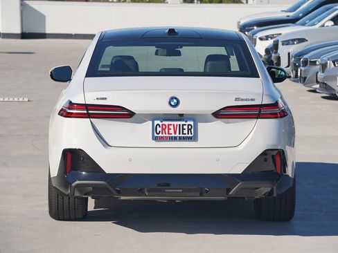 New 2026 BMW 550e xDrive image 6