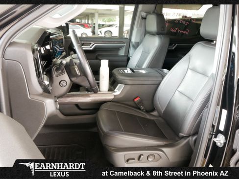 Used 2022 Chevrolet Silverado 1500 LTZ w/ Technology Package image 2