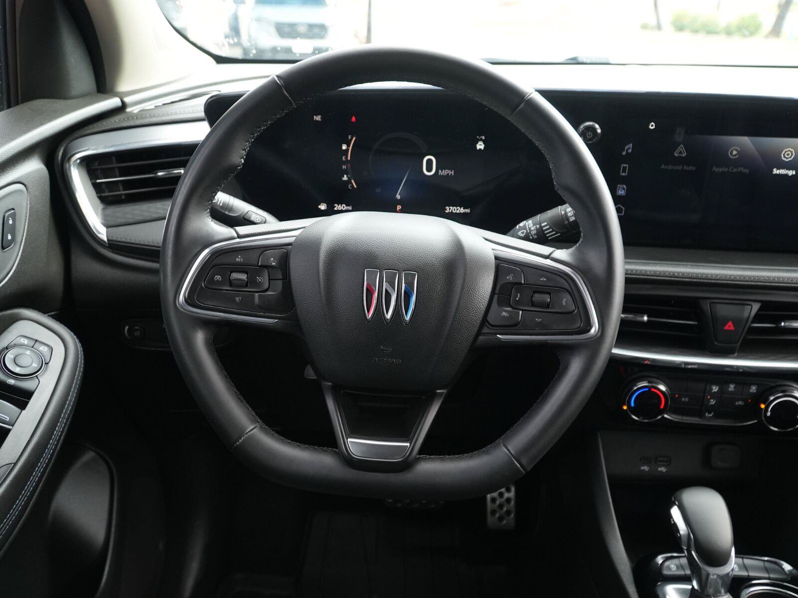 Used 2025 Buick Encore GX Sport Touring FWD image 21