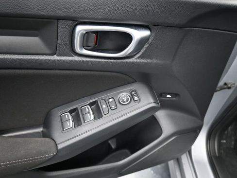 Used 2023 Honda Civic Sport image 15