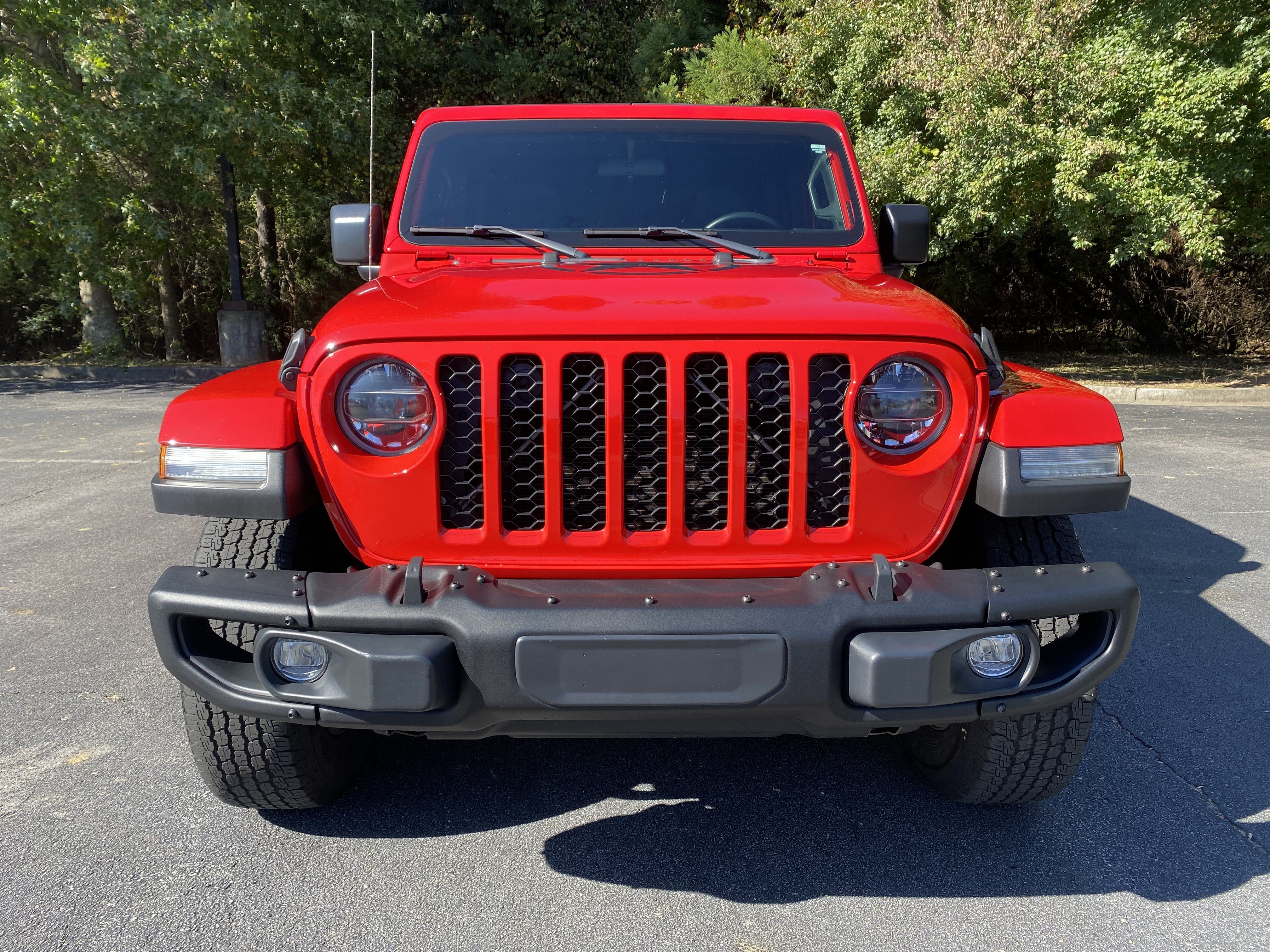 Used 2021 Jeep Gladiator Sport AWD/4WD image 3