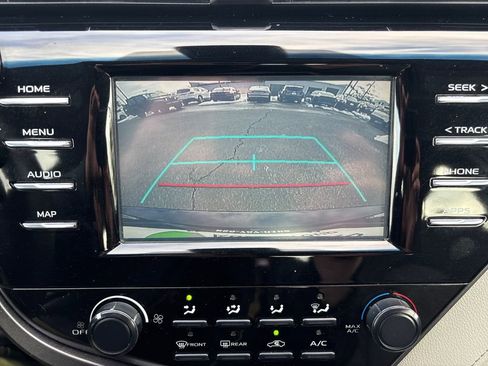 Used 2019 Toyota Camry LE image 26