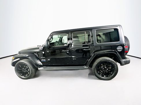 Used 2023 Jeep Wrangler Sahara w/ Cold Weather Group image 4