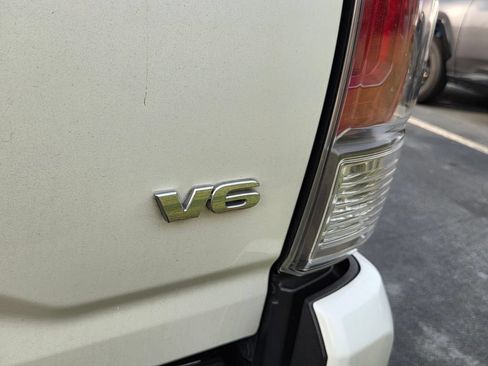 Used 2023 Toyota Tacoma TRD Sport RWD image 9