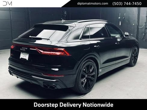 Used 2023 Audi SQ8 Prestige AWD/4WD image 7