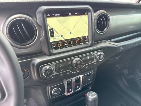 Used 2023 Jeep Wrangler Sport AWD/4WD image 16