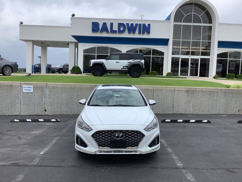 Used 2019 Hyundai Sonata Sport w/ Tech Package 03 FWD image 2