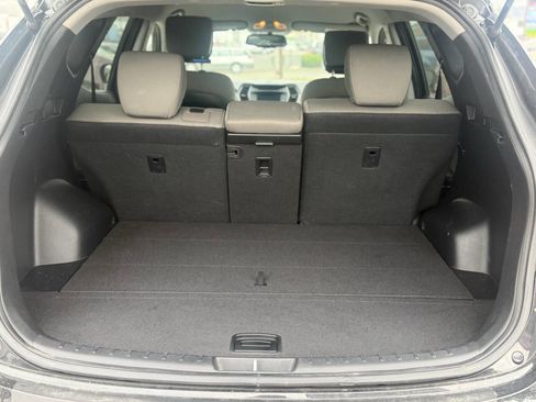 Used 2018 Hyundai Santa Fe Sport w/ 2.4L Value Package 02 FWD image 26
