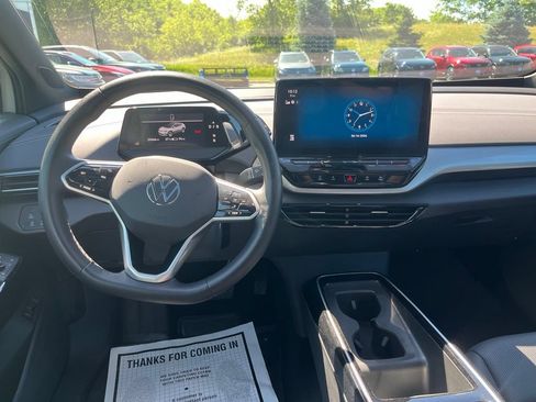 Used 2023 Volkswagen ID.4 Pro S AWD/4WD image 17