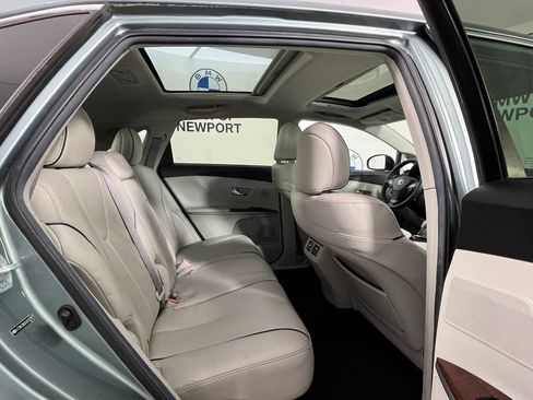 Used 2012 Toyota Venza Limited w/ Tow Pkg AWD/4WD image 23