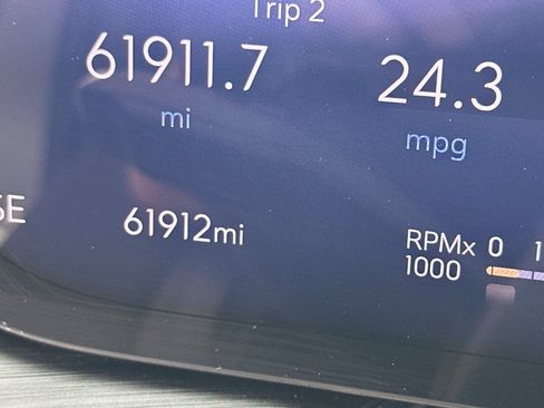 Used 2024 Buick Envision Preferred AWD/4WD image 41