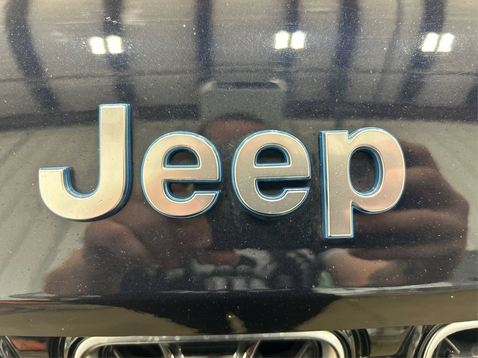 Used 2023 Jeep Grand Cherokee Summit AWD/4WD image 24