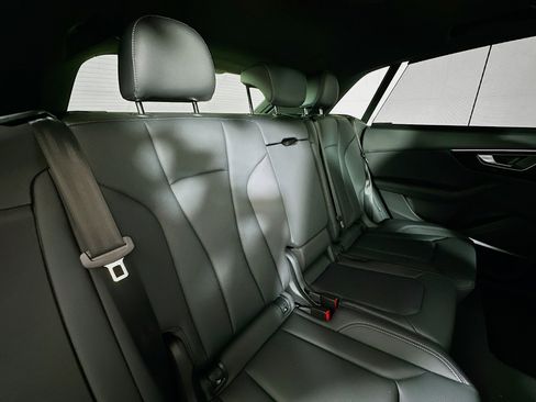 New 2026 Audi Q8 Premium Plus image 28