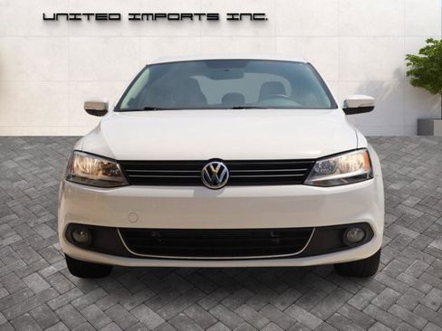 Used 2013 Volkswagen Jetta SEL FWD image 2
