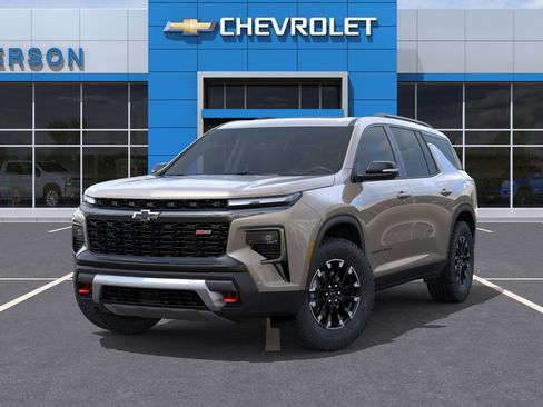 New 2026 Chevrolet Traverse Z71 w/ Enhanced Driving Package AWD/4WD image 8