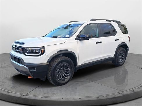 Certified 2026 Honda Passport TrailSport image 3