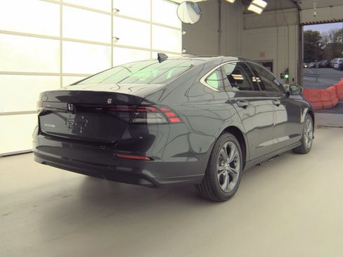 Used 2024 Honda Accord EX image 4