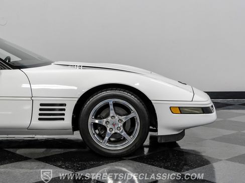 Used 1994 Chevrolet Corvette Coupe image 29