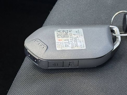 Used 2026 Kia Sportage LX AWD/4WD image 18