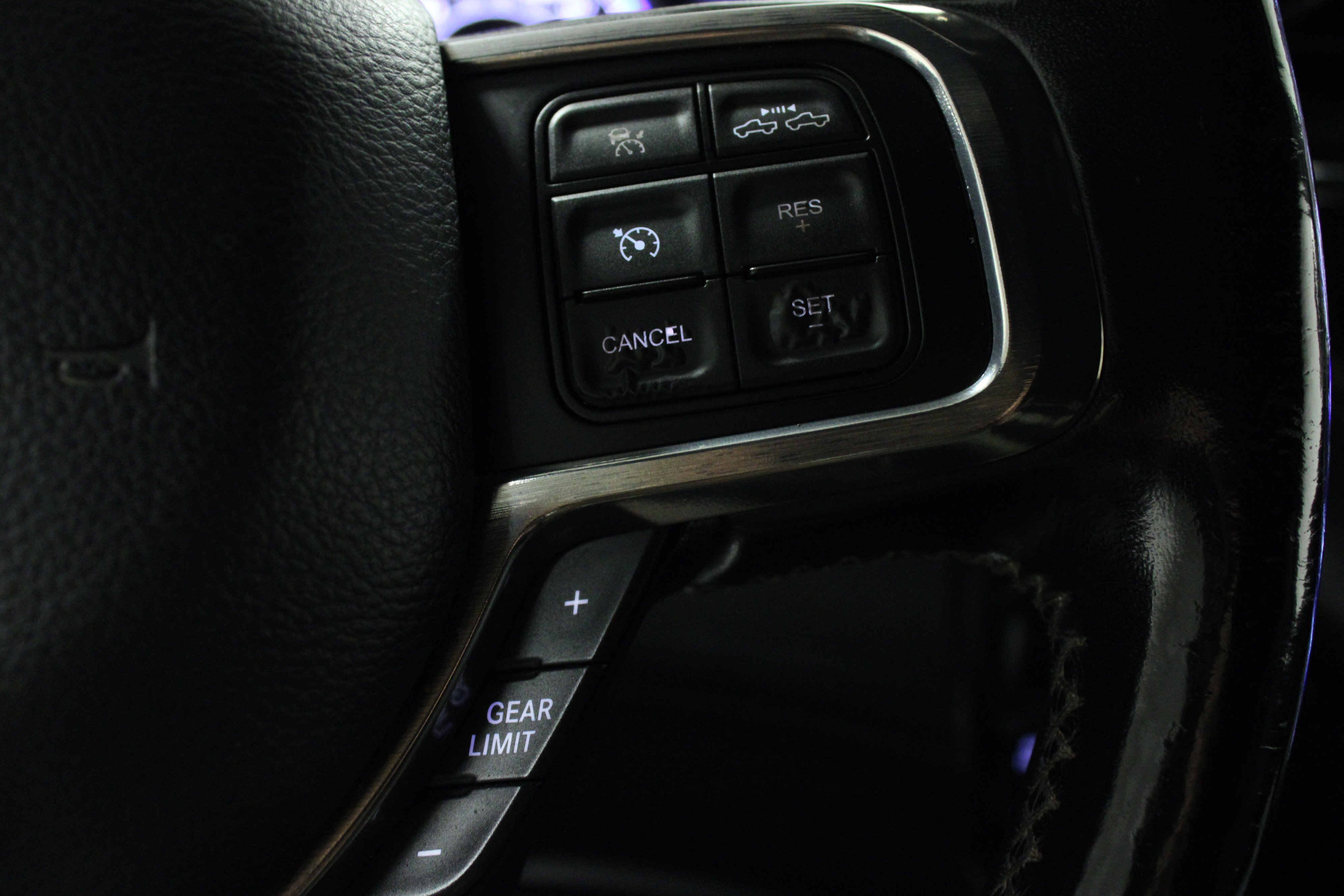 Used 2020 RAM 3500 Limited AWD/4WD image 21