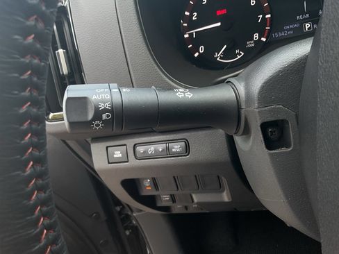Used 2026 Nissan Frontier PRO-4X AWD/4WD image 33