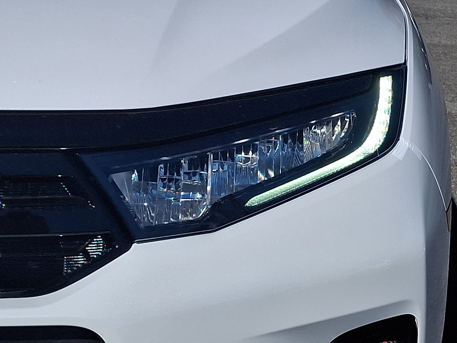 New 2027 Honda Odyssey Touring image 9
