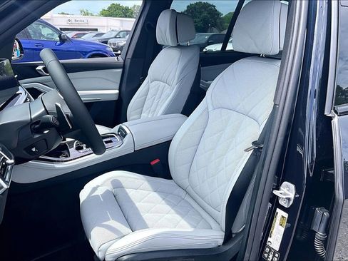 New 2026 BMW X5 xDrive40i w/ M Sport Package AWD/4WD image 8